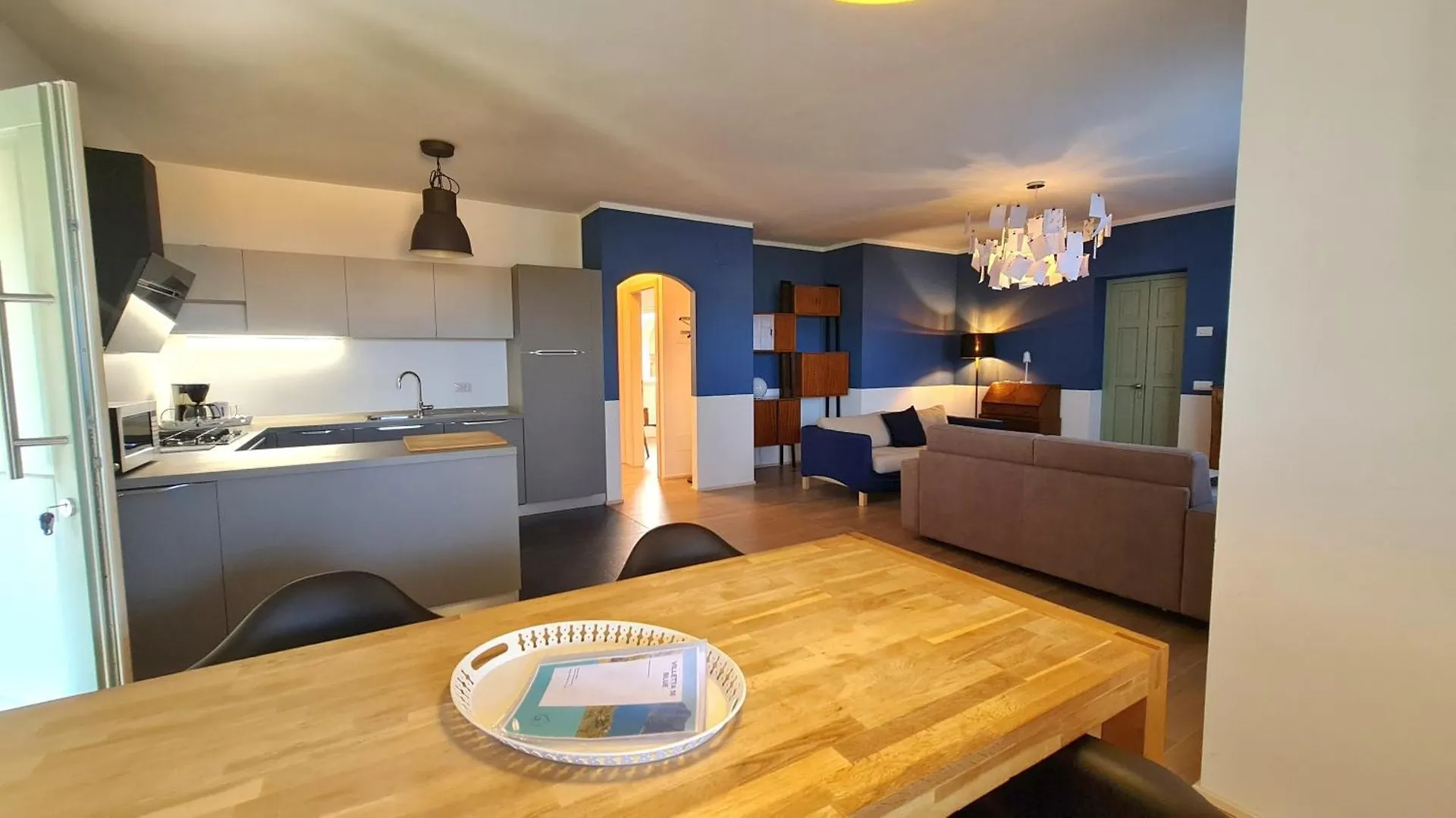 Villetta 56 Blu Yellow And Red Lake View Garden Private Parking By Garda Domus Mea Tremosine