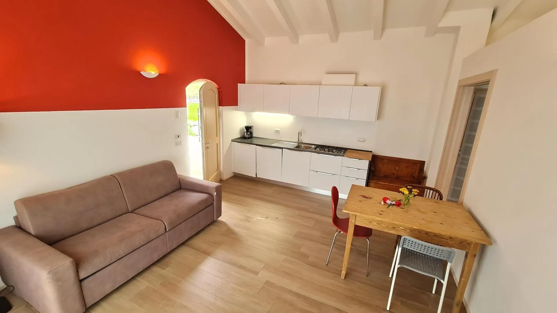 Villetta 56 Blu Yellow And Red Lake View Garden Private Parking By Garda Domus Mea Tremosine Holiday home