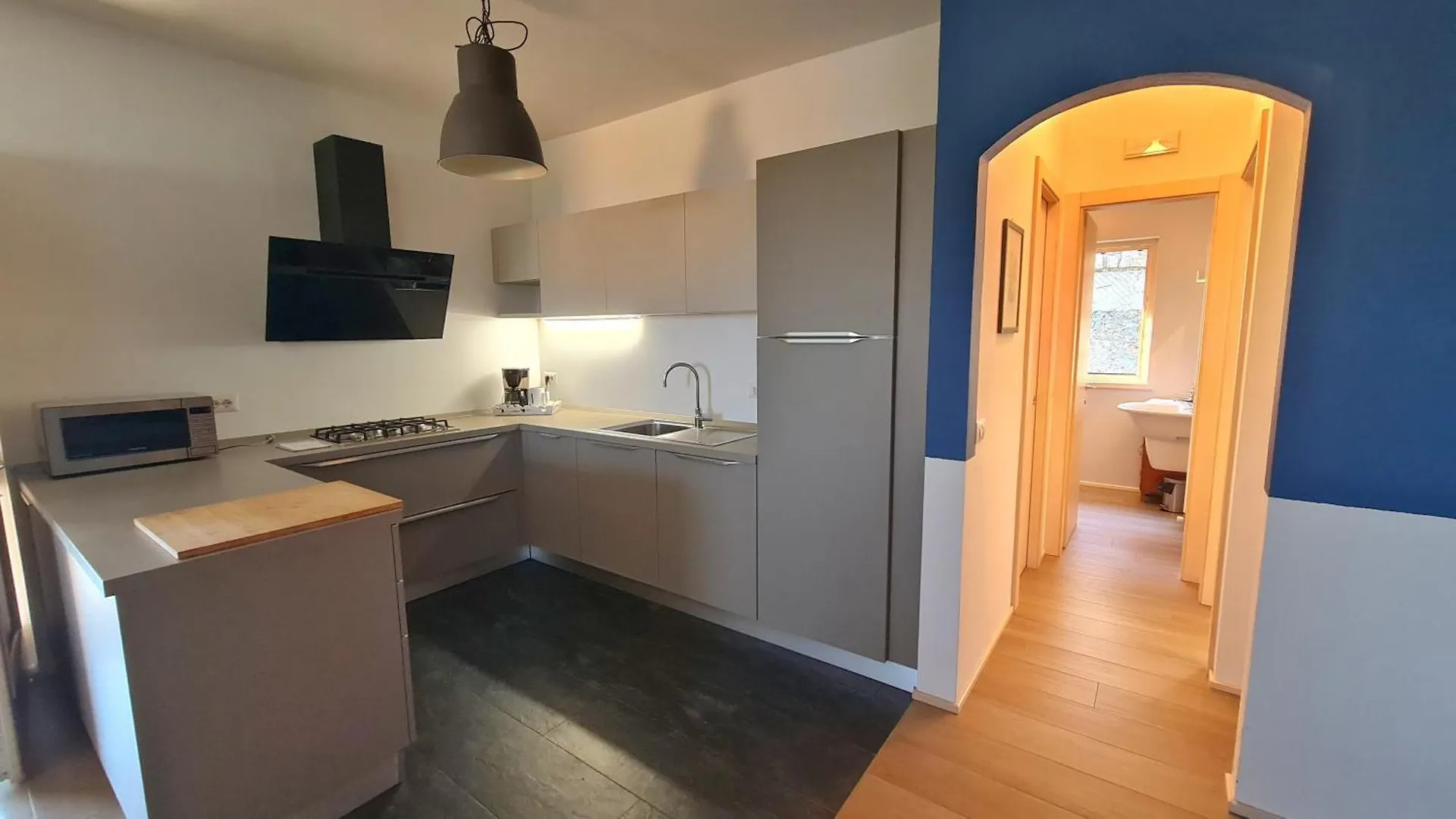 Holiday home Villetta 56 Blu Yellow And Red Lake View Garden Private Parking By Garda Domus Mea Tremosine