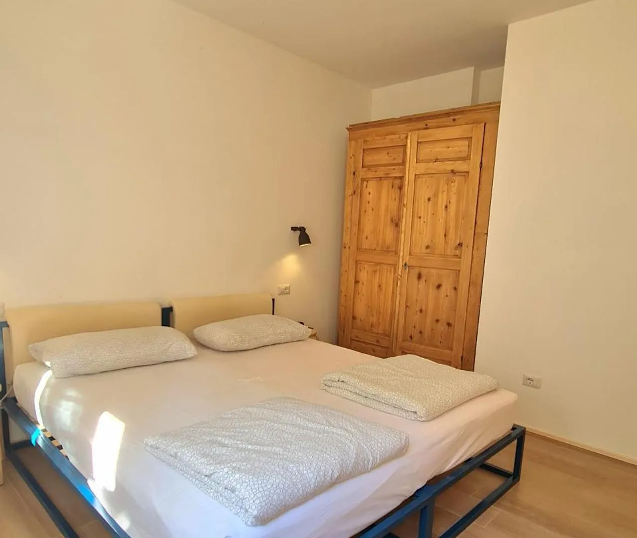 Villetta 56 Blu Yellow And Red Lake View Garden Private Parking By Garda Domus Mea Tremosine Italy